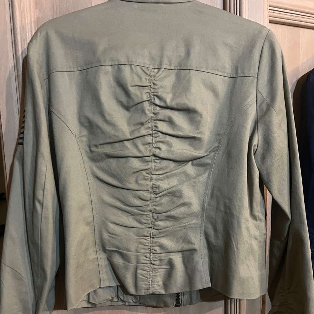 Khaki jacket, ladies